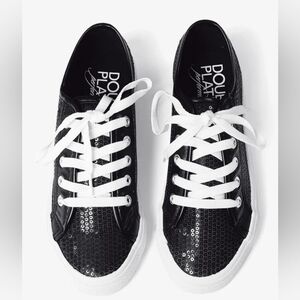 Double Platinum Chux Shoes in Black, size 1